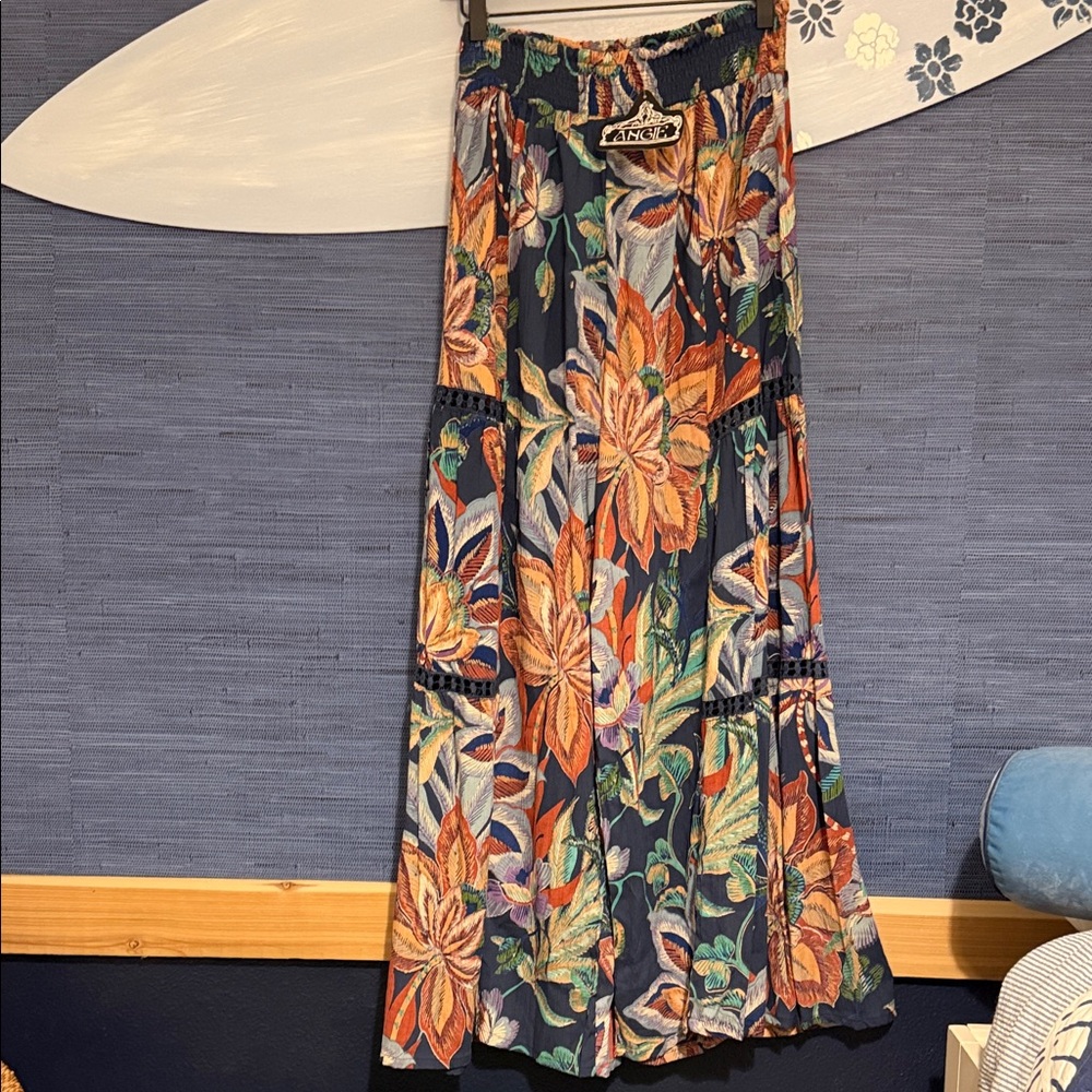 Rising International Vibrant Floral flowy pants